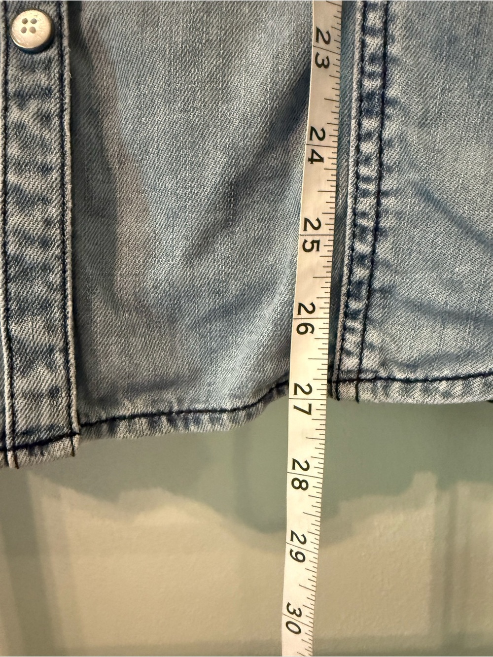Harley-Davidson Light Blue Studded Distressed Pearl Snap Denim Shirt Size L - Picture 4 of 12